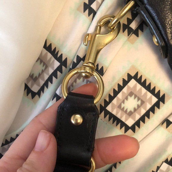 Used coach crossbody black style #44384 - Picture 7 of 8